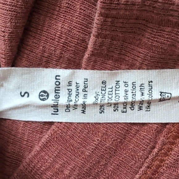 Lululemon Dare to Drape Long sleeve Flowy top size Small - Picture 12 of 12